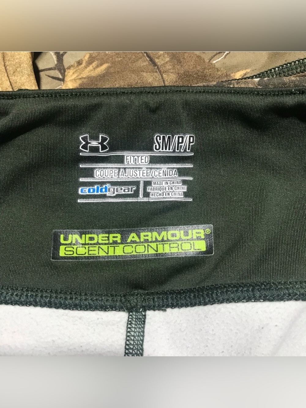 Under Armour Real Tree Camo Fitted Cold Gear Scent Control Outdoor Hunting Pants - Picture 4 of 5